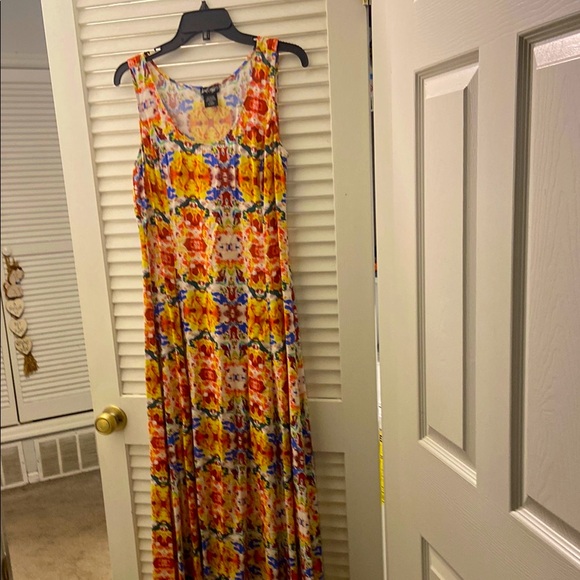 Lord & Taylor Dresses & Skirts - Lord & Taylor Orange Yellow Sleeveless Maxi Sundress